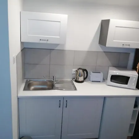 Gatekeepers Tiny House, Taize, Deux-sevres, Velo Francette 4* Taizé