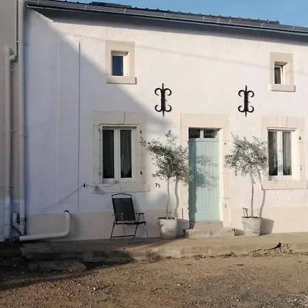 Gatekeepers Tiny House, Taize, Deux-sevres, Velo Francette Taizé